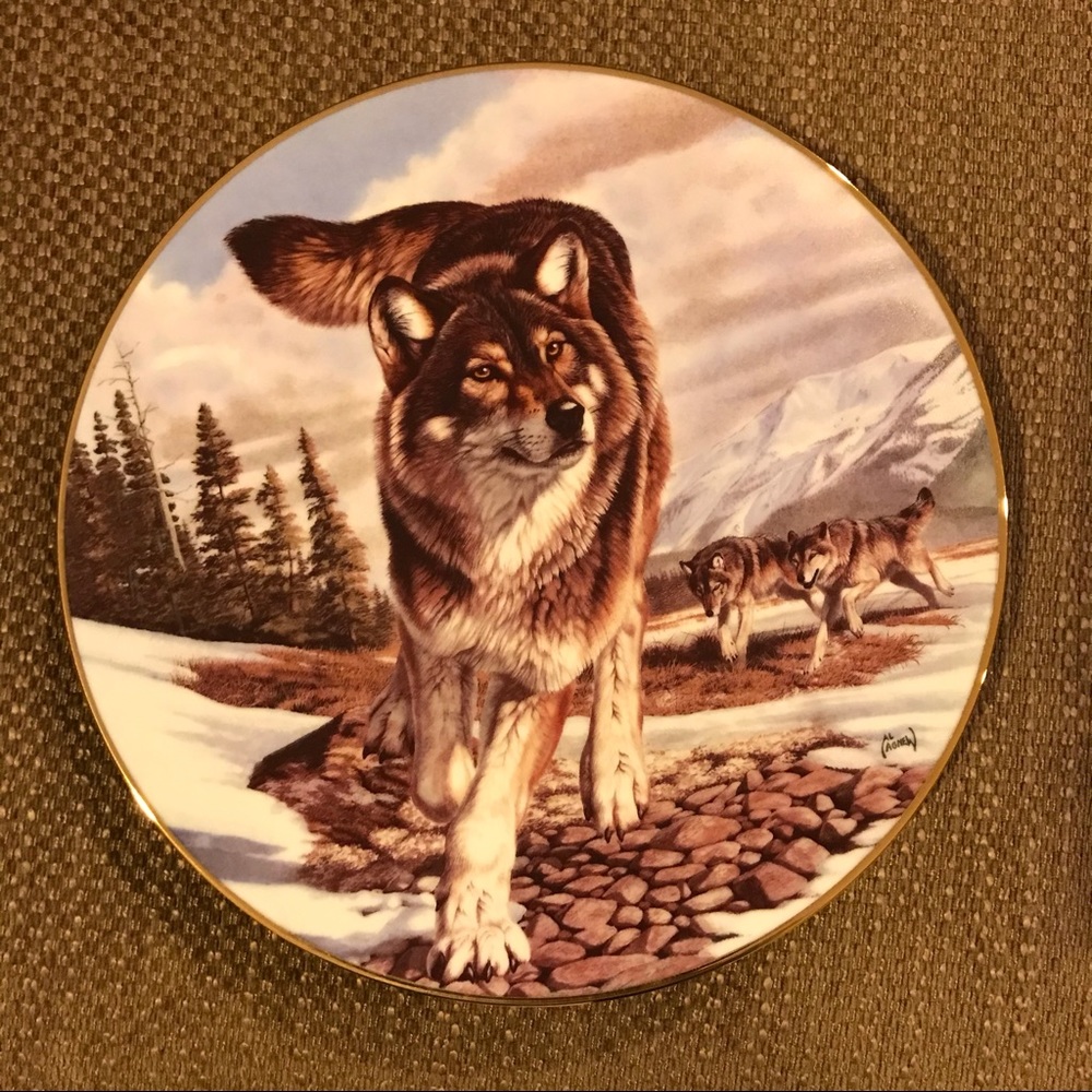 Al Agnew Collectible Wolf Plate